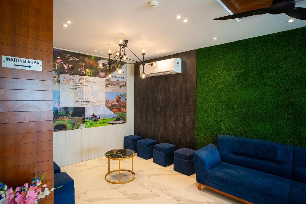 The Sky Imperial Unity Inn Garudeshwar 외부 사진